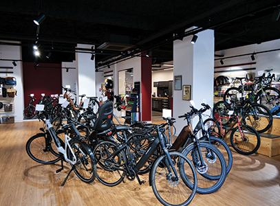 Intérieur magasin de vélos Villeurbanne